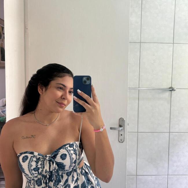 Babysitter in São Paulo: Brenda
