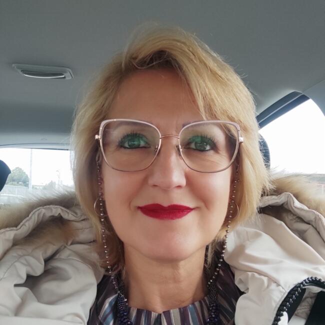 Nanny in Fossano: Elena