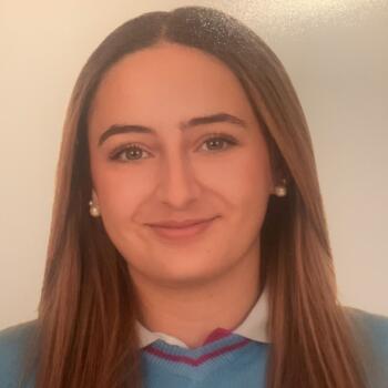 Babysitter in Marbella: Aurora