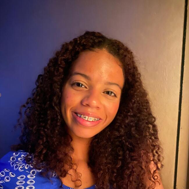 Babysitter in Cravinhos: Marina