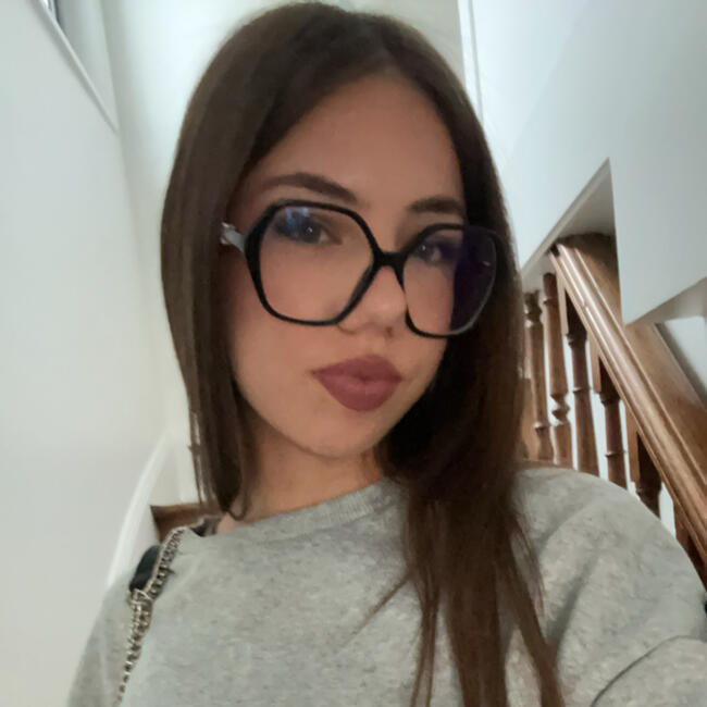 Babysitter in Saint-Quentin: Marjorie