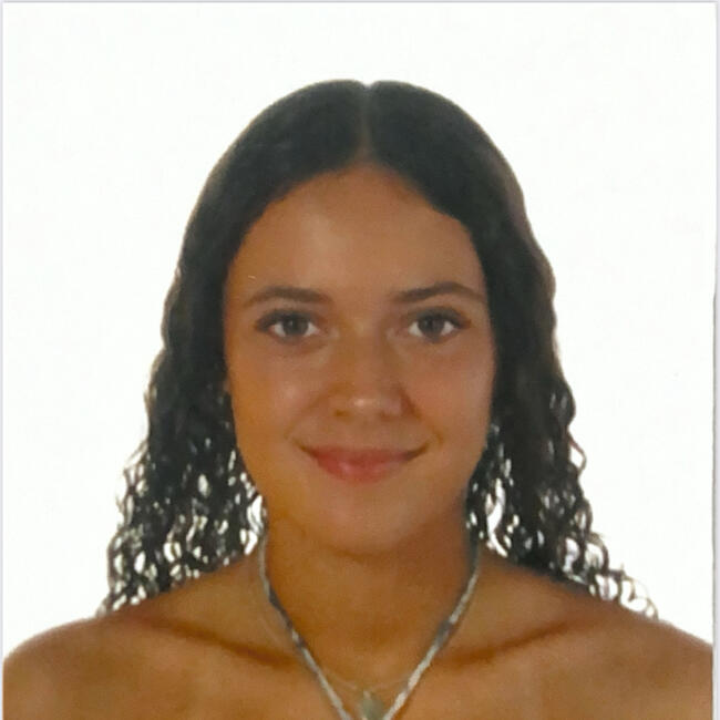 Babysitter in Sarón: Rocío