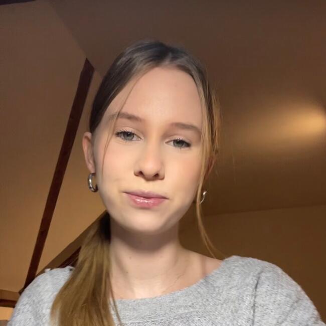 Babysitter in Ledegem: Lana