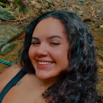 Babysitter Navegantes: Juliana