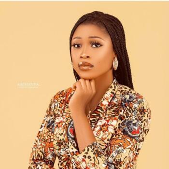 Babysitter Setúbal: Aishat