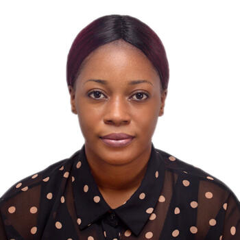 Babysitter Abidjan: Armande