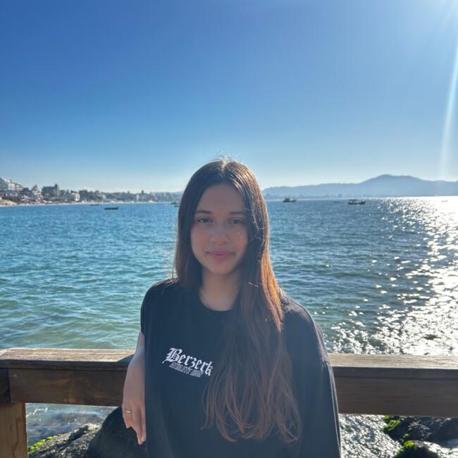 Babysitter in Florianópolis: Kamilly