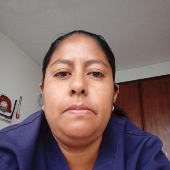 Babysitter in Quito: Maricela