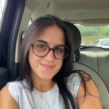 Babysitter in Sauvian: Cleo