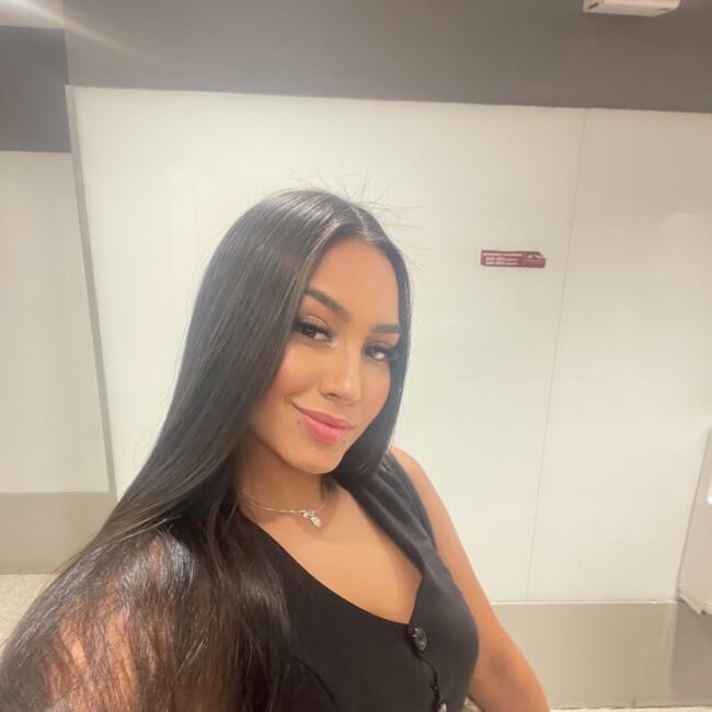 Babysitter em Pinhal Novo: Leandra