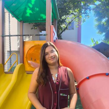 Babysitter in Biguaçu: Luana