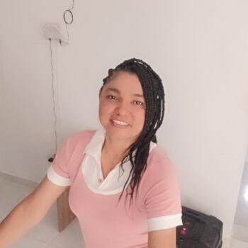 Babysitter in Santiago de Cali: Verairis
