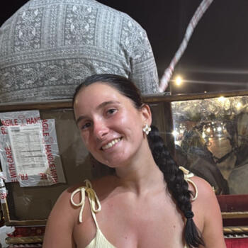 Babysitter in Balaruc-les-Bains: Jade