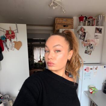 Babysitter in Biel: Stella