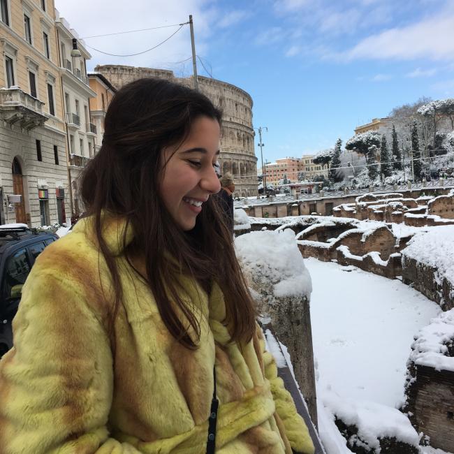 Babysitter a Olbia: Sara