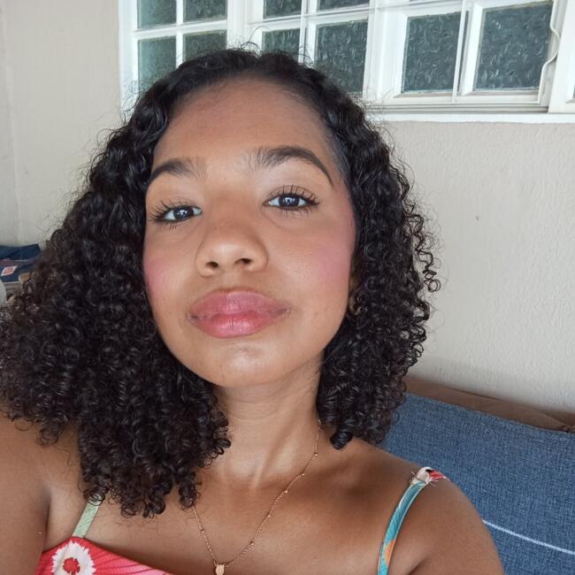 Babysitter in Várzea Grande: Sofia