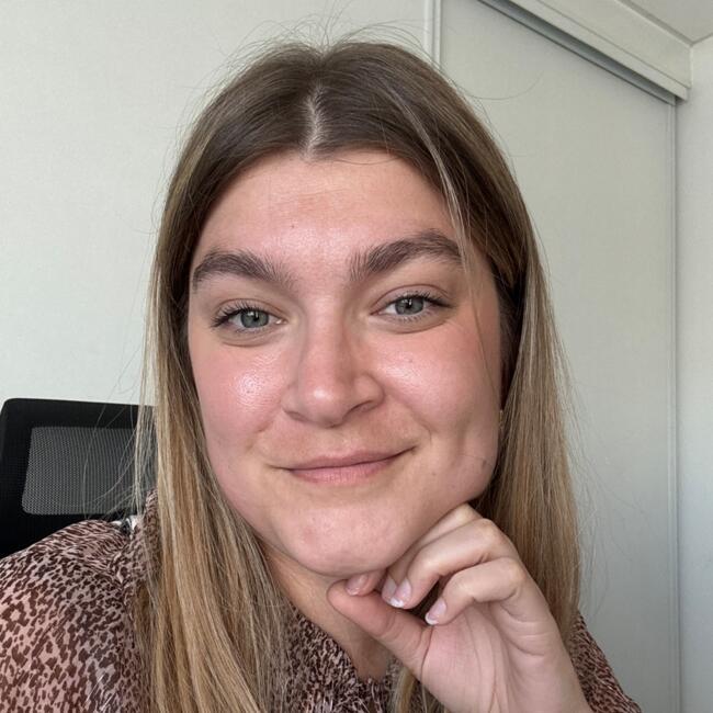 Babysitter in Craponne: Eva