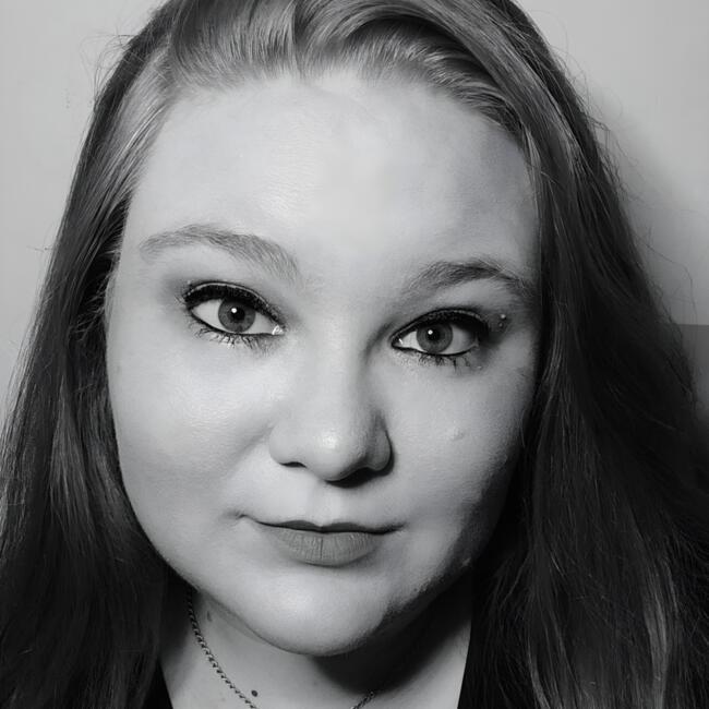 Trabajo para niñera en Areguá: Larissa