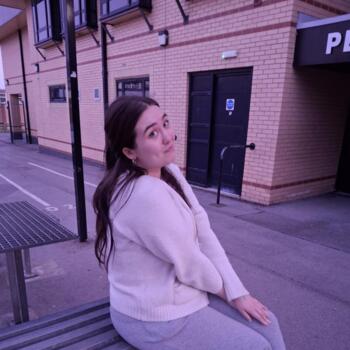 Babysitter in York: Hannah