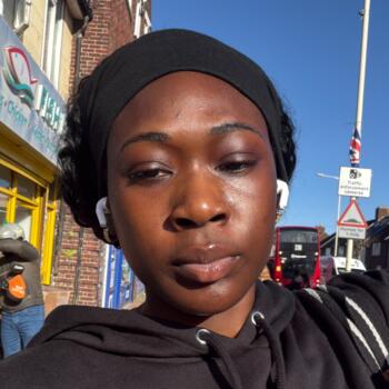 Babysitter Dagenham: Moyosoreoluwa