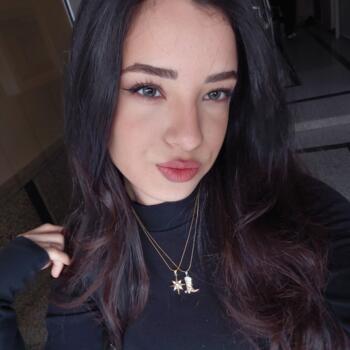 Babysitter in Istanbul: İrem