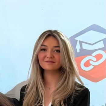 リエージュ のベビーシッター: Maelle