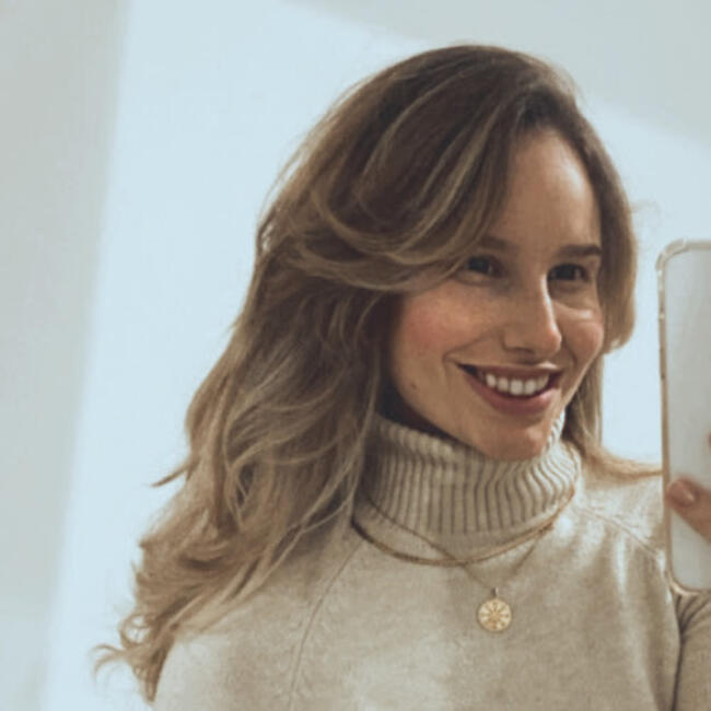 Emprego de babá em Araranguá: Ana Carolina