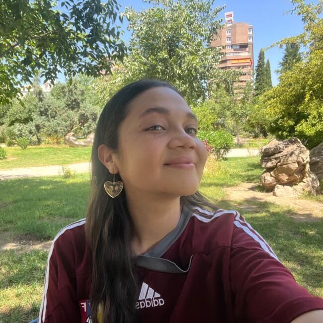 Babysitter in Madrid: Yicel