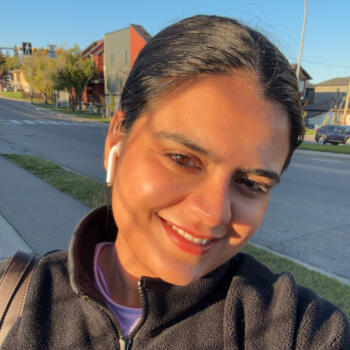 Baby-sitter in Calgary: Navpreet