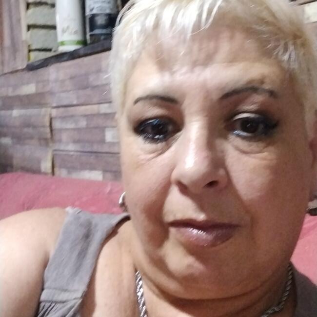 Babysitter in Montevideo: Mirian