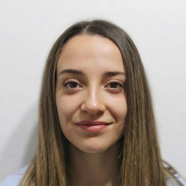 Babysitter in Santa Coloma de Gramenet: Paula