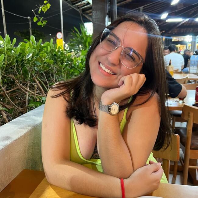 Babá em Teresina: Thaynnara