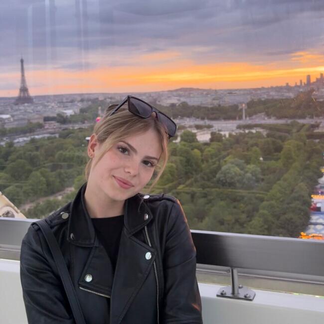 Babysitter in Pärnu: Mia