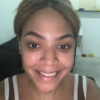 Babysitter in Recife: Grazielly