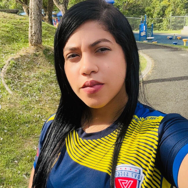 Babysitter in Bayamón: Ashley