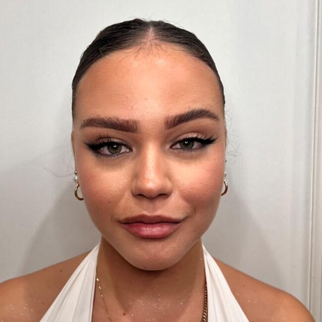Babysitter in Nikaia: ALISIA