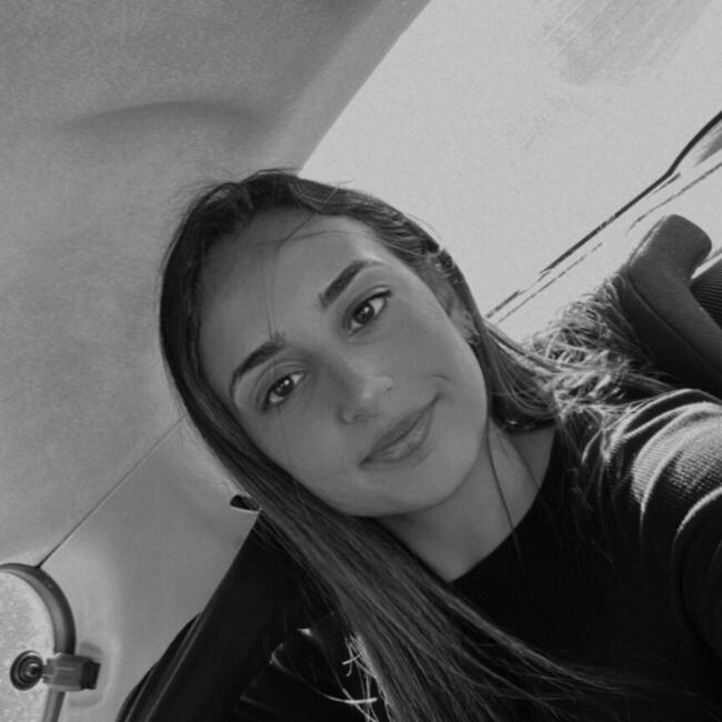 Babysitter in Valenciennes: Lina