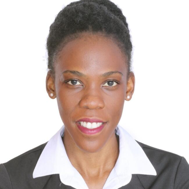 Babysitter in Ajman: Joan