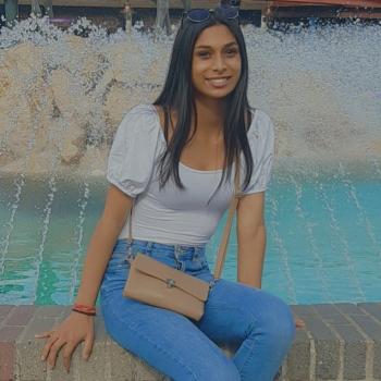 Oppas in Den Haag: Roshni