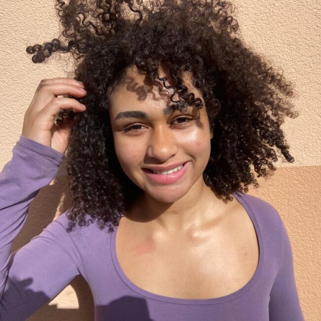 位于邁松阿爾福的临时保姆: Heloise