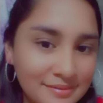 Babysitter in Puerto Caimito: Evelyn