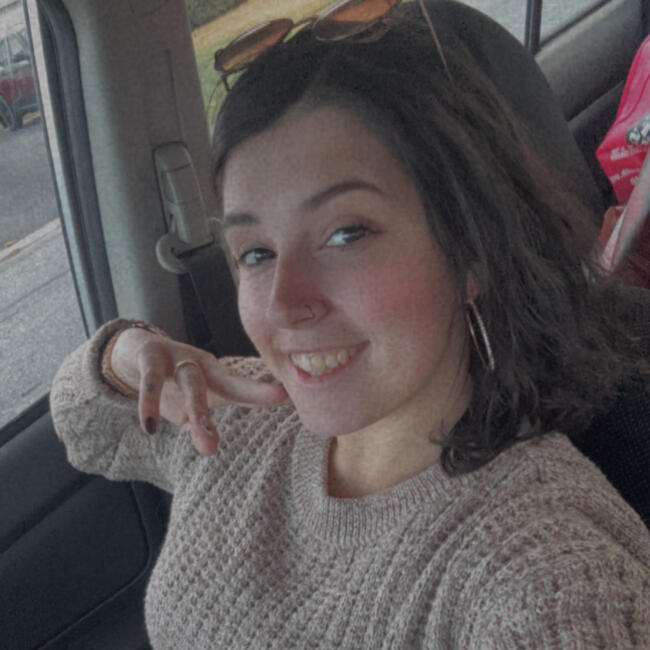 Babysitter in Myerstown: Sara