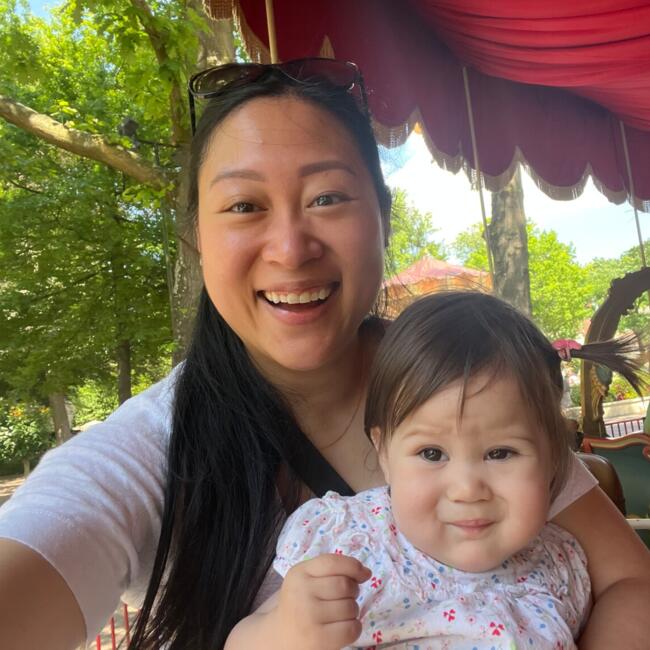 Babysitting job in Stabroek: Thia