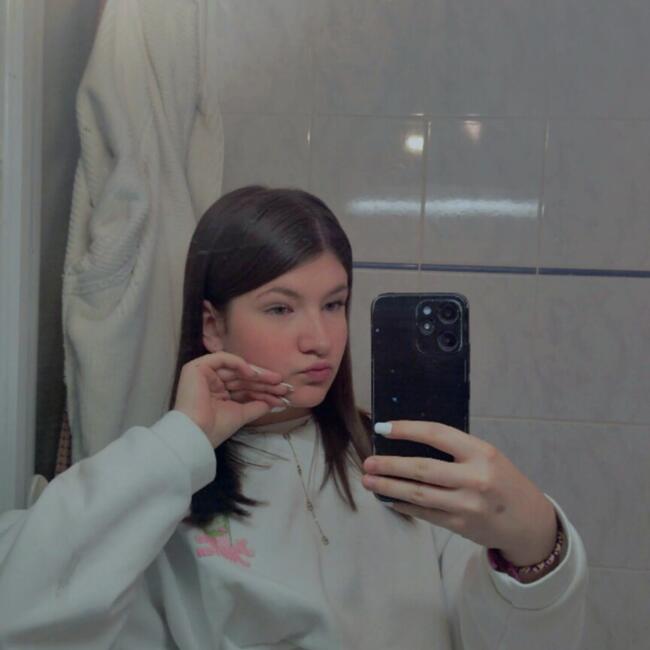 Babysitter in Lyon: Maëna