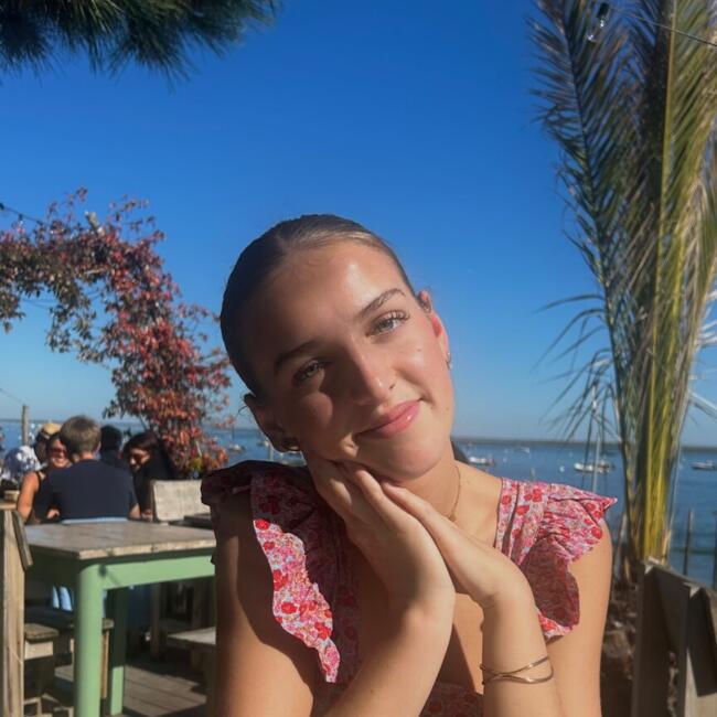 Babysitter in Mérignac: Anaïs