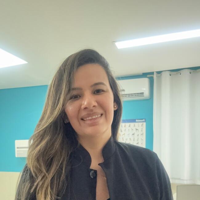 Emprego de babá em Belém: Tamires