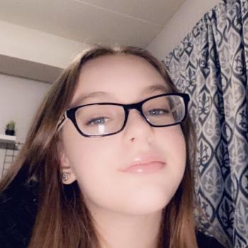 Baby-sitter in Niagara Falls: Madison