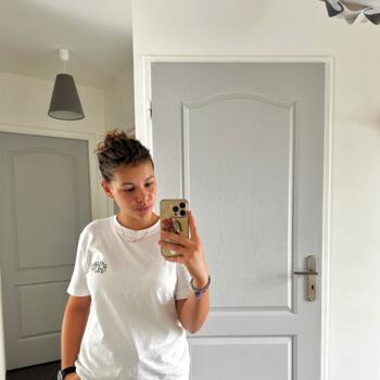 Babysitter in Monts: Emma