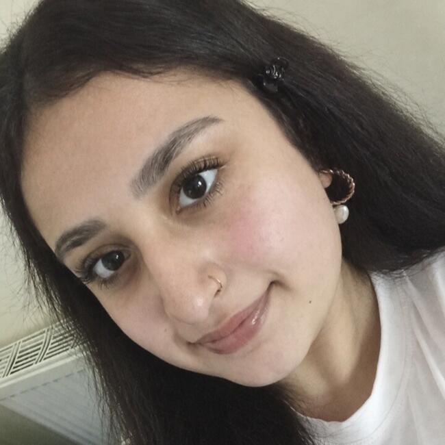 Babysitter in Woking: Alishba