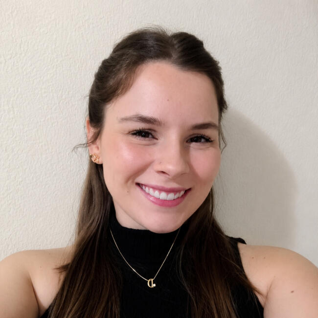 Babá em Novo Hamburgo: Daniela